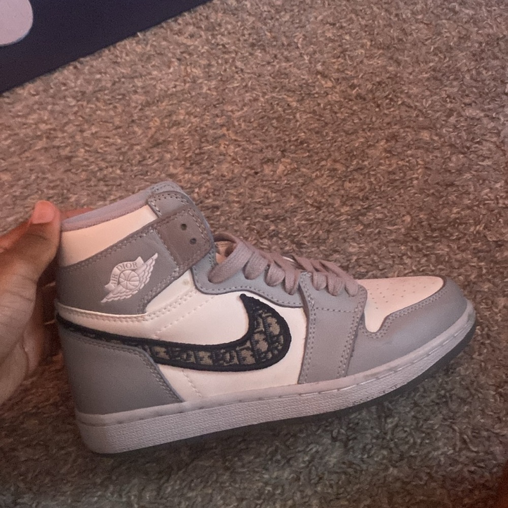 COPY - COPY - Dior Jordan 1 high - Picture 2 of 12